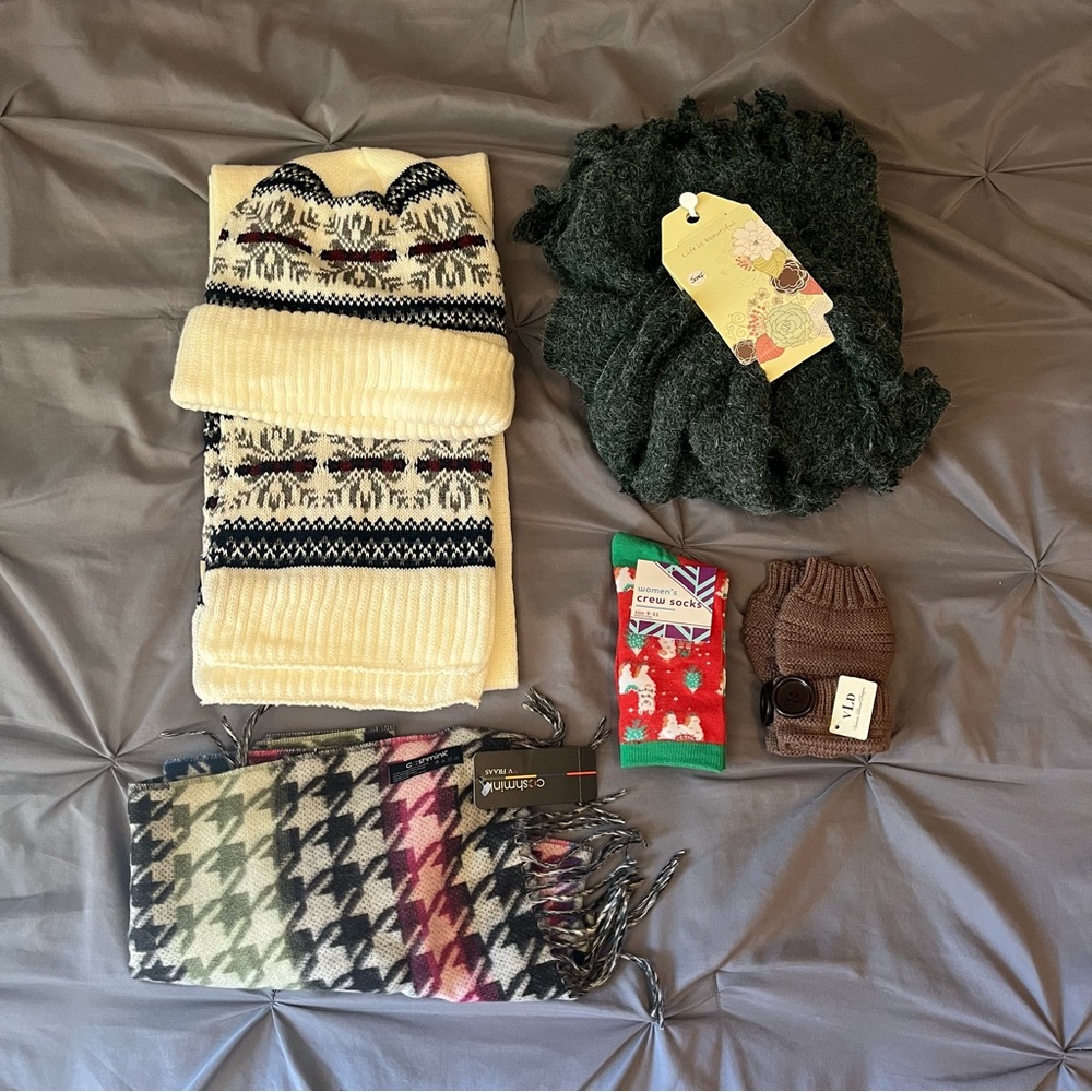Scarf/Accessories drop bag